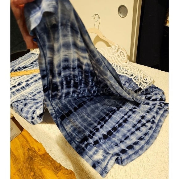 Rain 3X Hippie tie dyed flare Tunic top. Blue and white. Swimcover StylishHippie - Picture 6 of 7